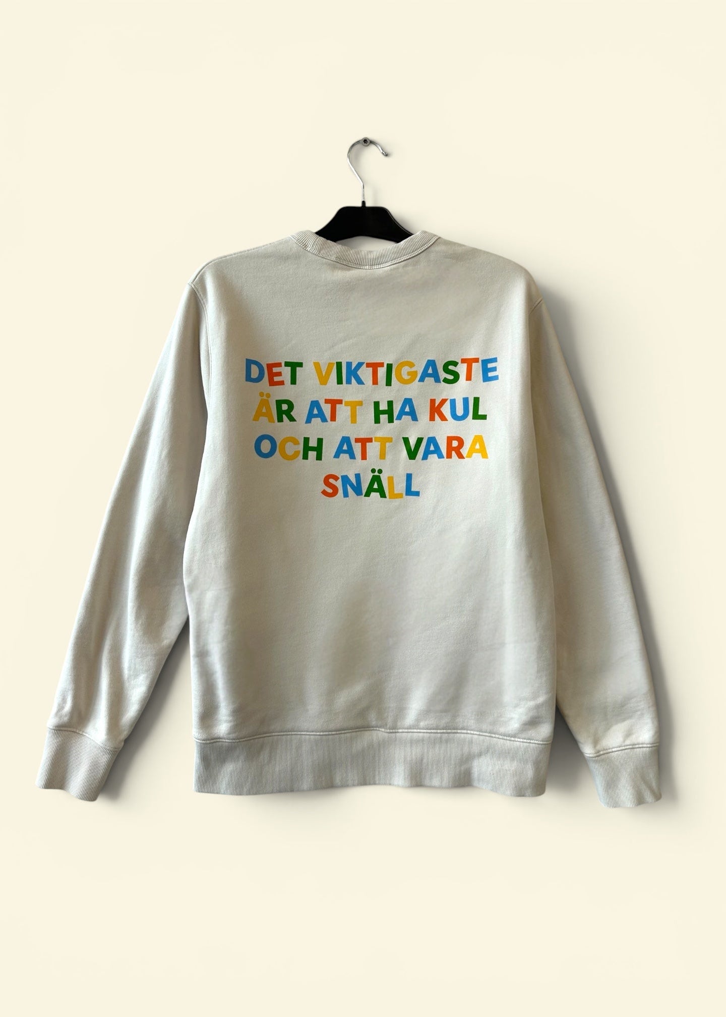 Sweatshirt - Medium