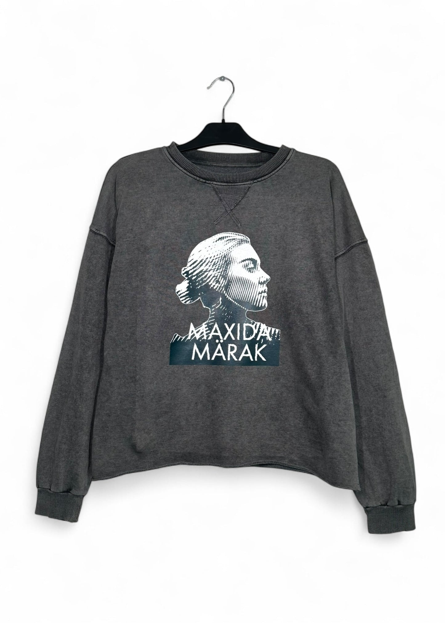 Sweatshirt - Medium