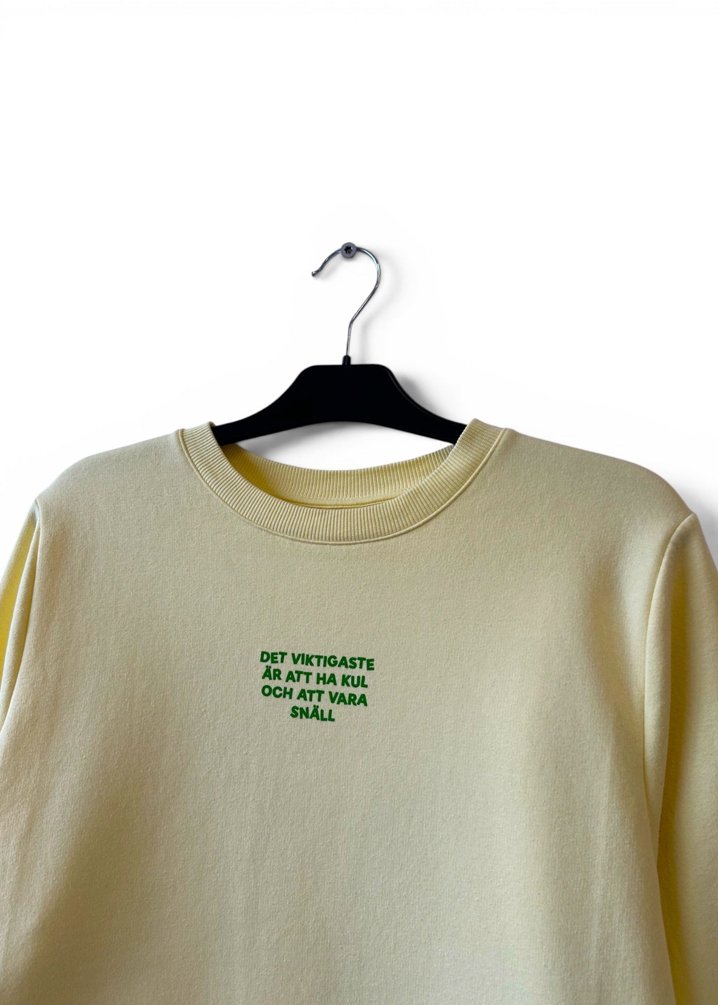 Sweatshirt - Medium