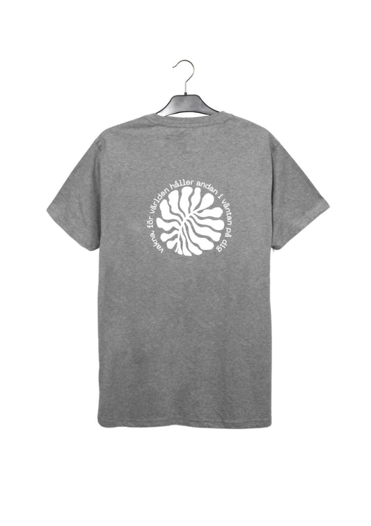 T-shirt - Medium
