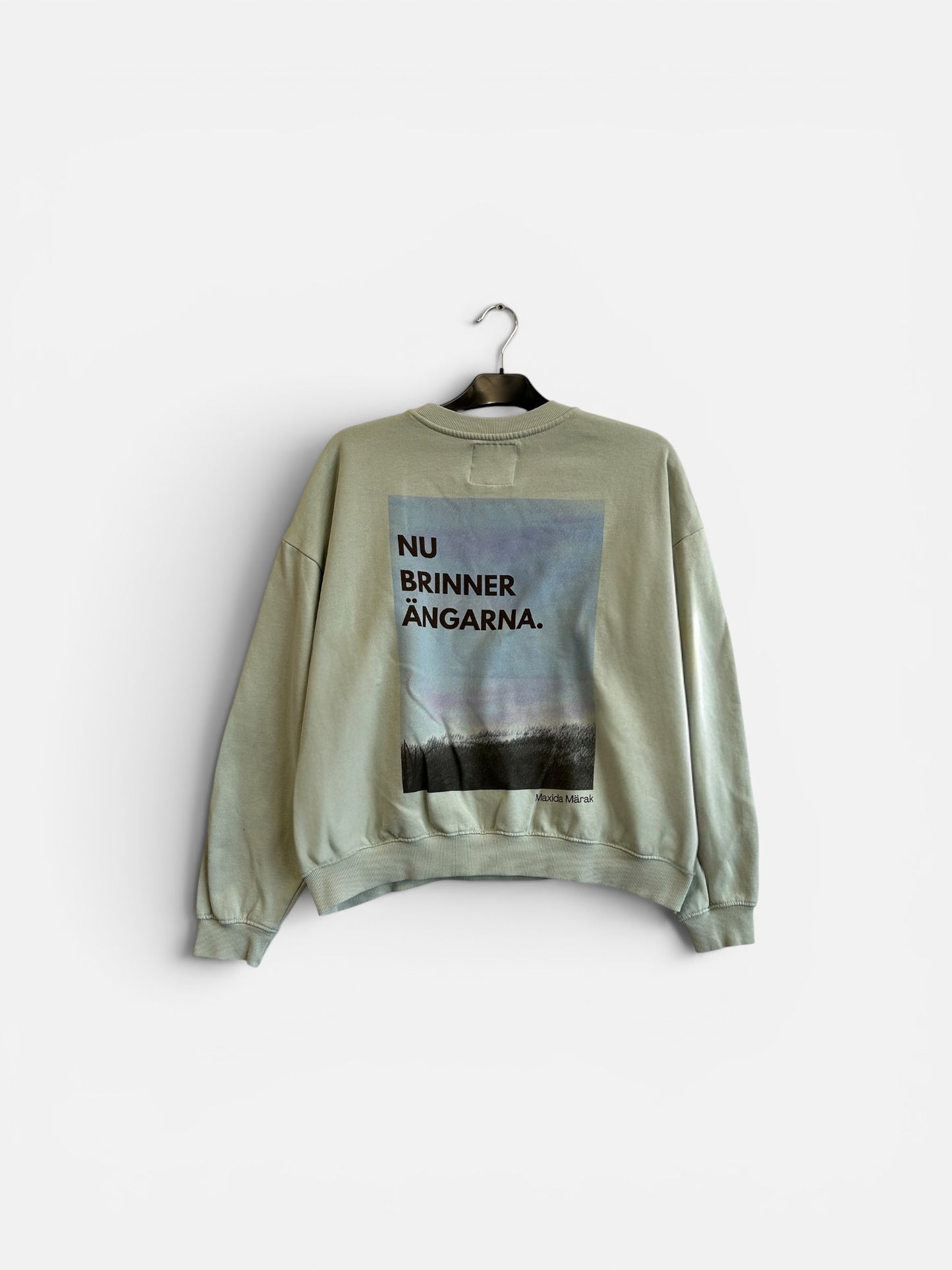 Sweatshirt - Small