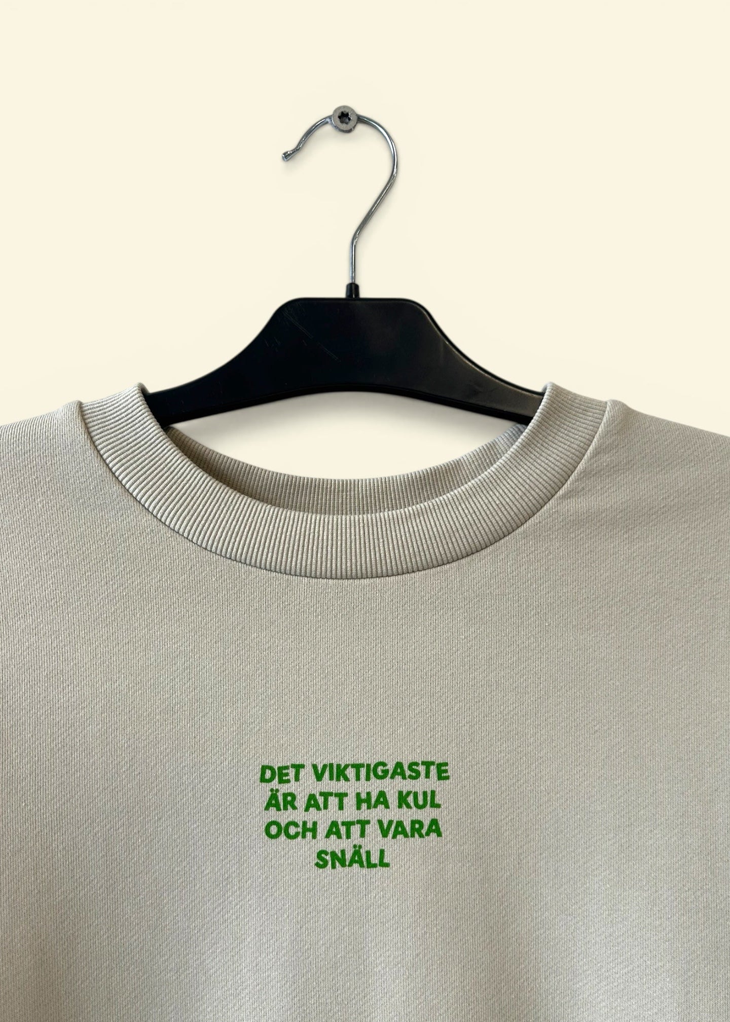 Sweatshirt - Large