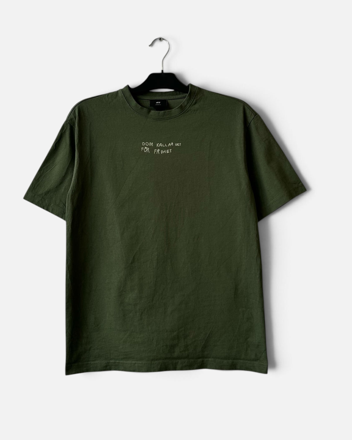 T-shirt - Medium