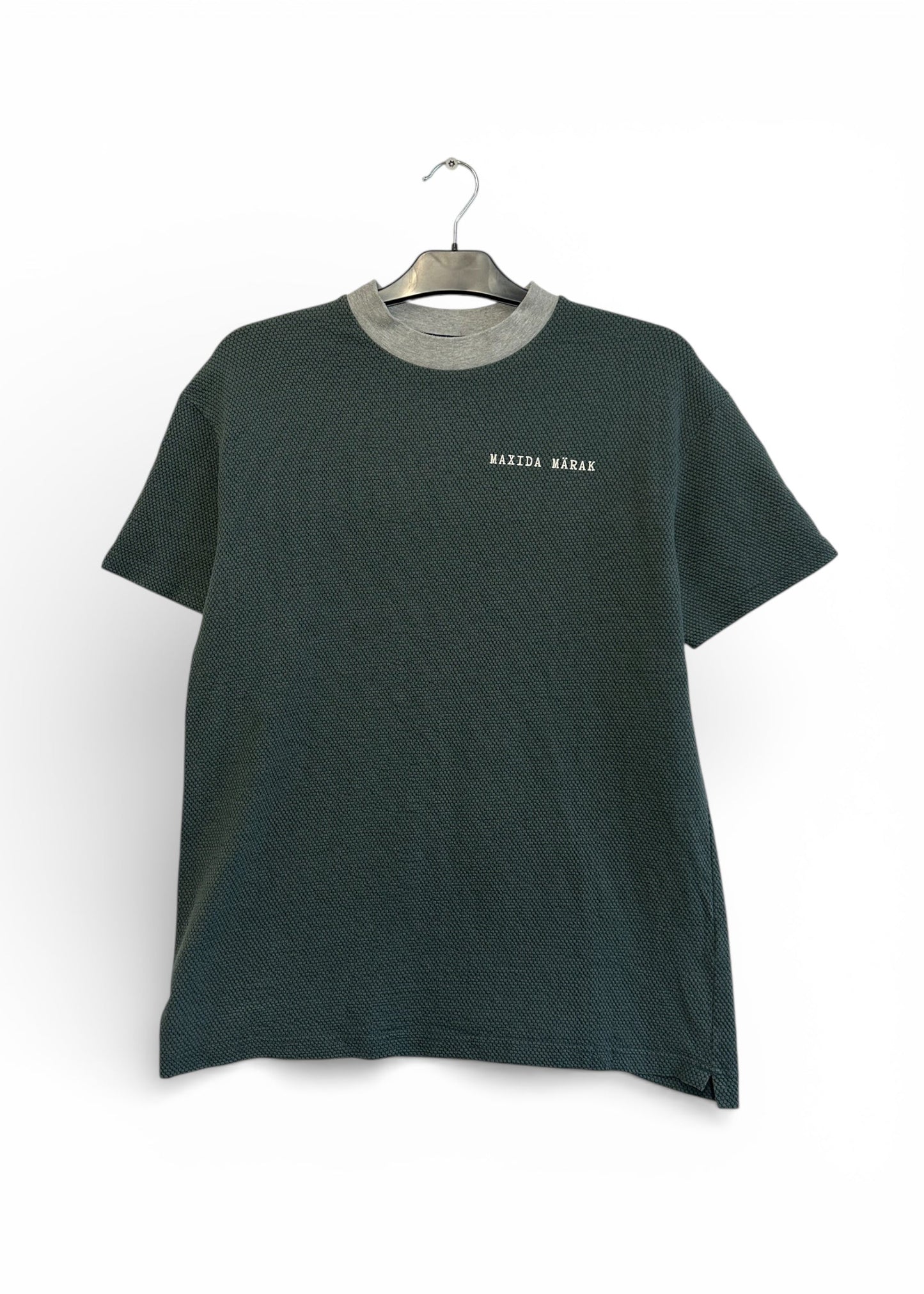 T-shirt - Large