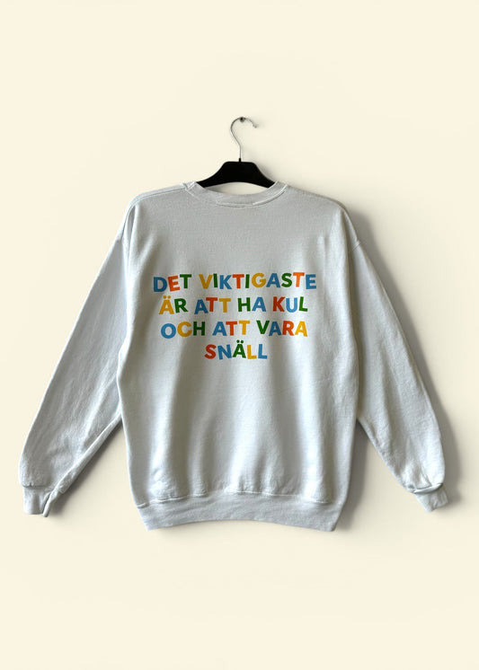 Sweatshirt - Medium