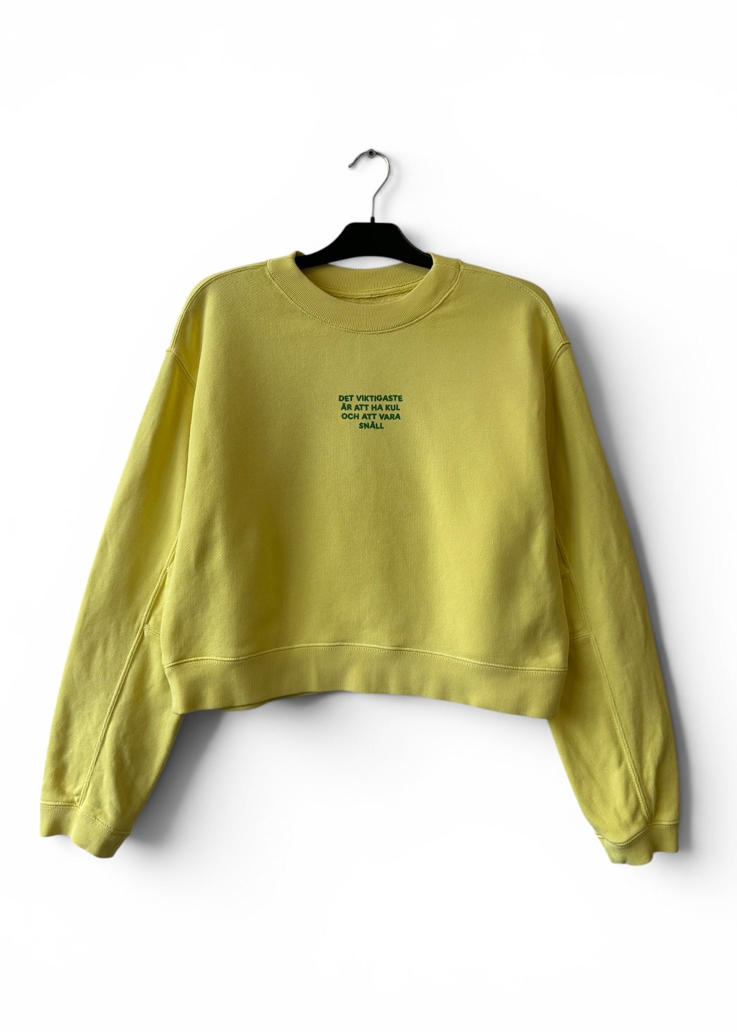 Sweatshirt - Medium