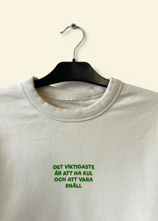 Sweatshirt - Medium