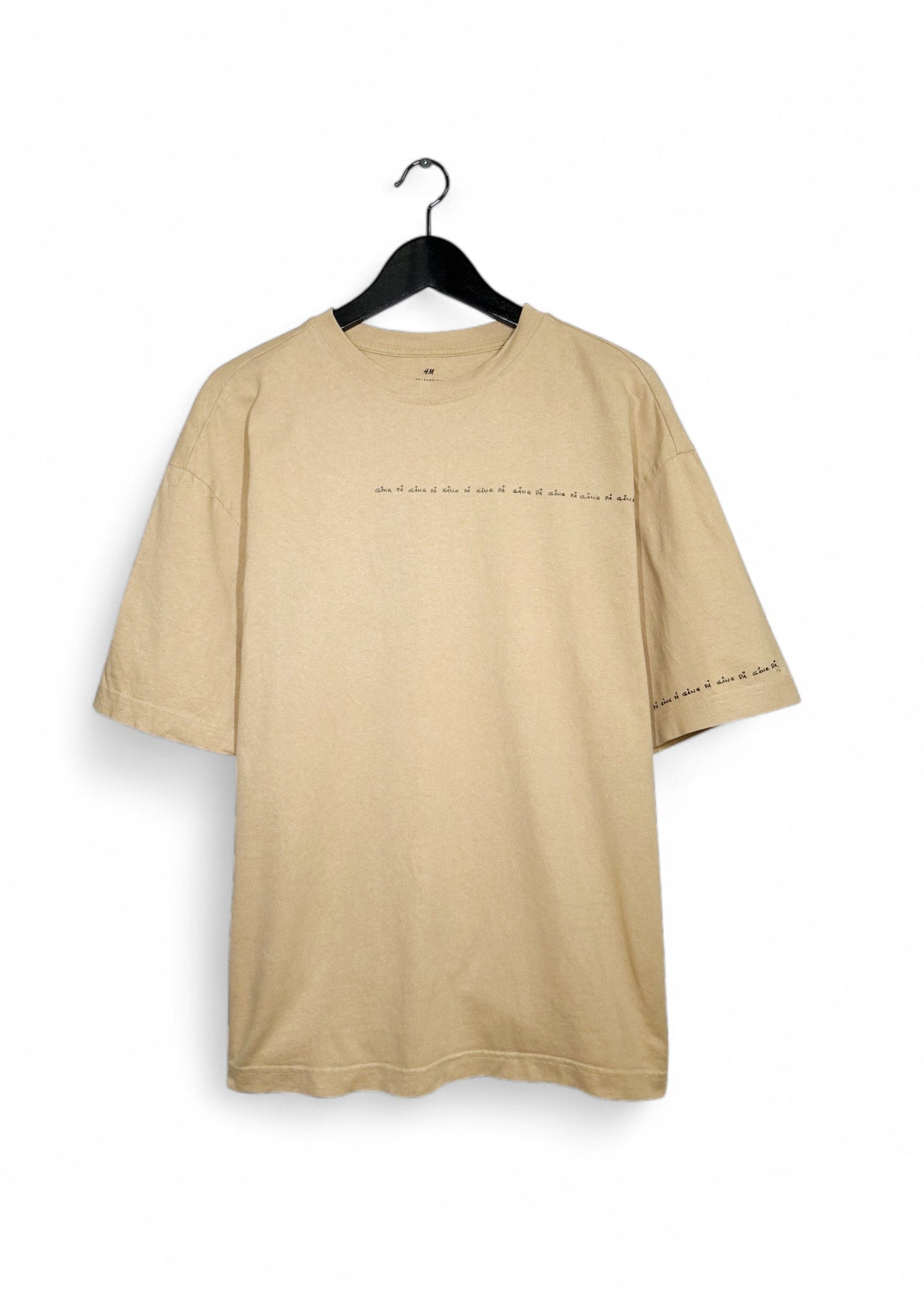 T-shirt - Medium
